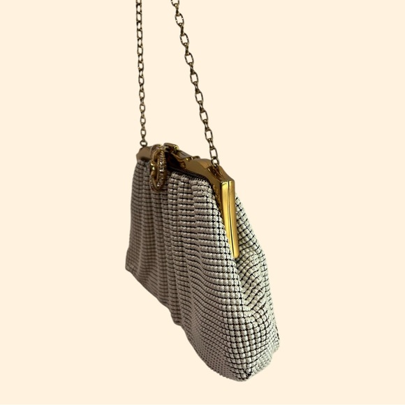 1959’s-1960’s Whiting&Davis Mesh handbag with Rhinestones clasp and gold chain